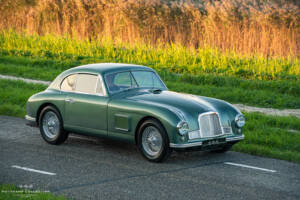 Image 6/20 of Aston Martin DB 2 (1951)