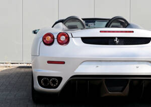 Bild 42/68 von Ferrari F430 Spider (2006)
