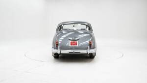 Afbeelding 7/15 van Daimler 2,5 Liter V8 (1965)