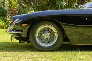 Image 17/40 de Lamborghini 400 GT (1967)