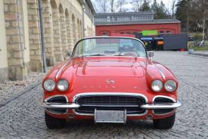 Image 9/20 of Chevrolet Corvette (1962)