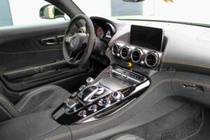 Immagine 24/35 di Mercedes-AMG GT-R (2018)