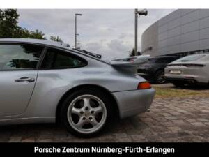 Afbeelding 12/22 van Porsche 911 Carrera (1995)