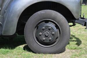 Image 7/50 de International Harvester K6 (1942)