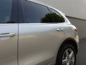 Bild 26/98 von Porsche Cayenne S (2010)