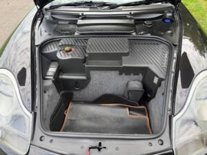 Image 29/30 of Porsche 911 Carrera 4 &quot;Millenium-Edition&quot; (2000)