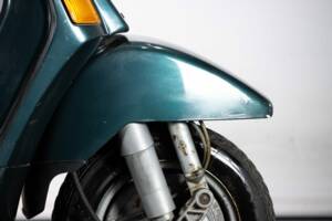 Bild 30/50 von Piaggio Vespa Cosa 150 (1990)