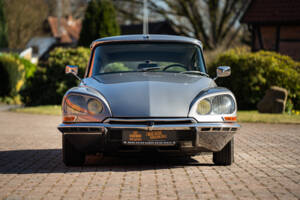Immagine 6/42 di Citroën DS 20 Pallas (1970)