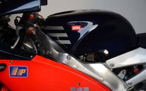 Image 40/51 of Aprilia RS 250 (1998)