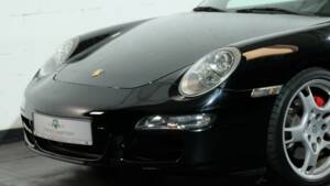 Bild 18/29 von Porsche 911 Carrera S (2006)
