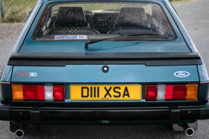 Imagen 48/50 de Ford Capri III 280 Brooklands (1987)