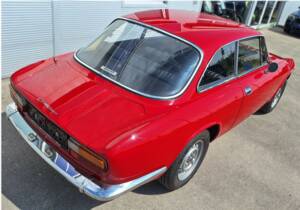 Afbeelding 7/11 van Alfa Romeo Giulia 1300 GT Junior (1971)