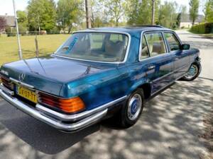Image 5/8 of Mercedes-Benz 280 SEL (1979)