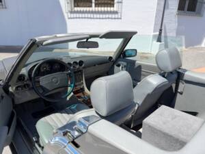Imagen 5/12 de Mercedes-Benz 560 SL (1988)