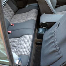 Image 86/171 of Mercedes-Benz E 220 (1994)