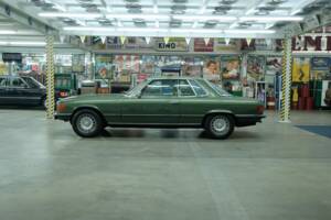 Image 4/50 de Mercedes-Benz 350 SLC (1973)