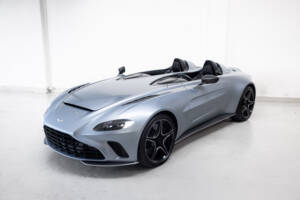 Bild 46/47 von Aston Martin V12 Speedster (2021)
