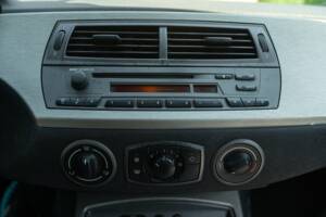 Immagine 34/49 di BMW Z4 2.2i (2004)