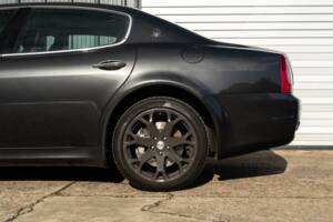 Image 19/50 of Maserati Quattroporte S 4.7 (2009)