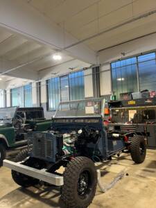 Image 13/46 of Land Rover 109 (1969)