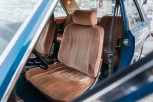Image 22/37 of FIAT 130 Coupé (1974)