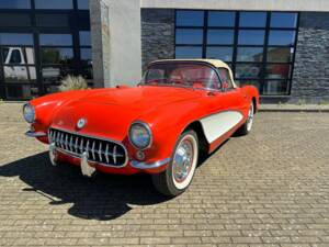 Image 1/6 of Chevrolet Corvette (1956)