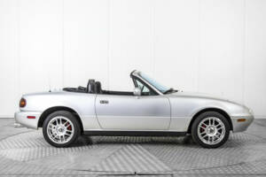 Bild 10/50 von Mazda MX-5 1.6 (1990)