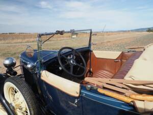 Image 44/60 of Ford Model A De Luxe (1931)