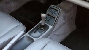 Image 25/46 of Porsche 911 Carrera 2 (1991)