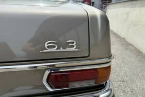 Afbeelding 21/89 van Mercedes-Benz 300 SEL 6.3 (1972)