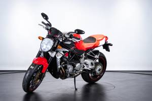 Image 6/47 of MV Agusta DUMMY (2006)