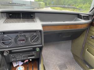 Image 61/100 de BMW 528i (1980)