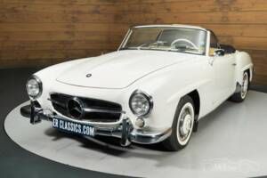 Afbeelding 6/19 van Mercedes-Benz 190 SL (1960)