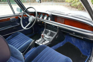 Image 34/50 of BMW 3.0 CSi (1974)