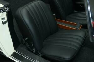 Bild 27/50 von Mercedes-Benz 230 SL (1967)