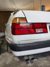 Image 14/37 of BMW 735i (1991)