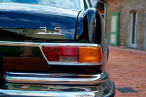 Imagen 33/199 de Mercedes-Benz 280 SE 3,5 (1971)