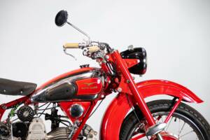Imagen 15/50 de Moto Guzzi DUMMY (1952)
