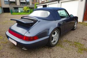 Image 2/10 of Porsche 911 Carrera 4 (1990)
