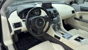Imagen 13/60 de Aston Martin DB 9 (2011)
