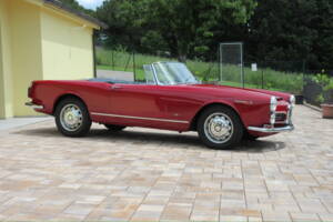Immagine 6/32 di Alfa Romeo 2600 Spider (1966)