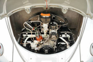 Image 24/50 of Volkswagen Beetle 1200 Standard &quot;Oval&quot; (1955)