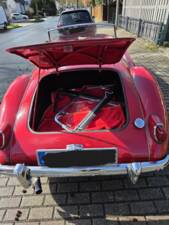 Image 11/17 of MG MGA 1500 (1959)