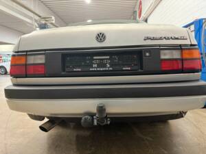 Bild 13/18 von Volkswagen Passat 1.8 (1993)