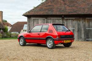 Immagine 4/50 di Peugeot 205 GTi 1.9 (1991)