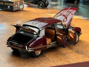 Afbeelding 37/37 van Citroën DS 21 Pallas (1967)