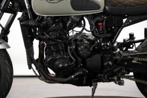 Immagine 19/50 di Triumph Trident 900 (1994)