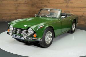 Immagine 3/19 di Triumph TR 250 (1967)