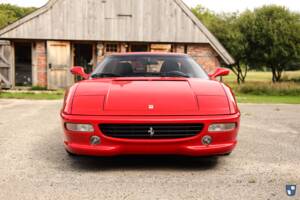 Image 76/93 of Ferrari F 355 Berlinetta (1997)