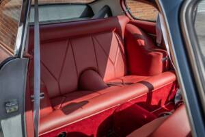 Imagen 31/43 de Aston Martin DB 6 Vantage (1967)